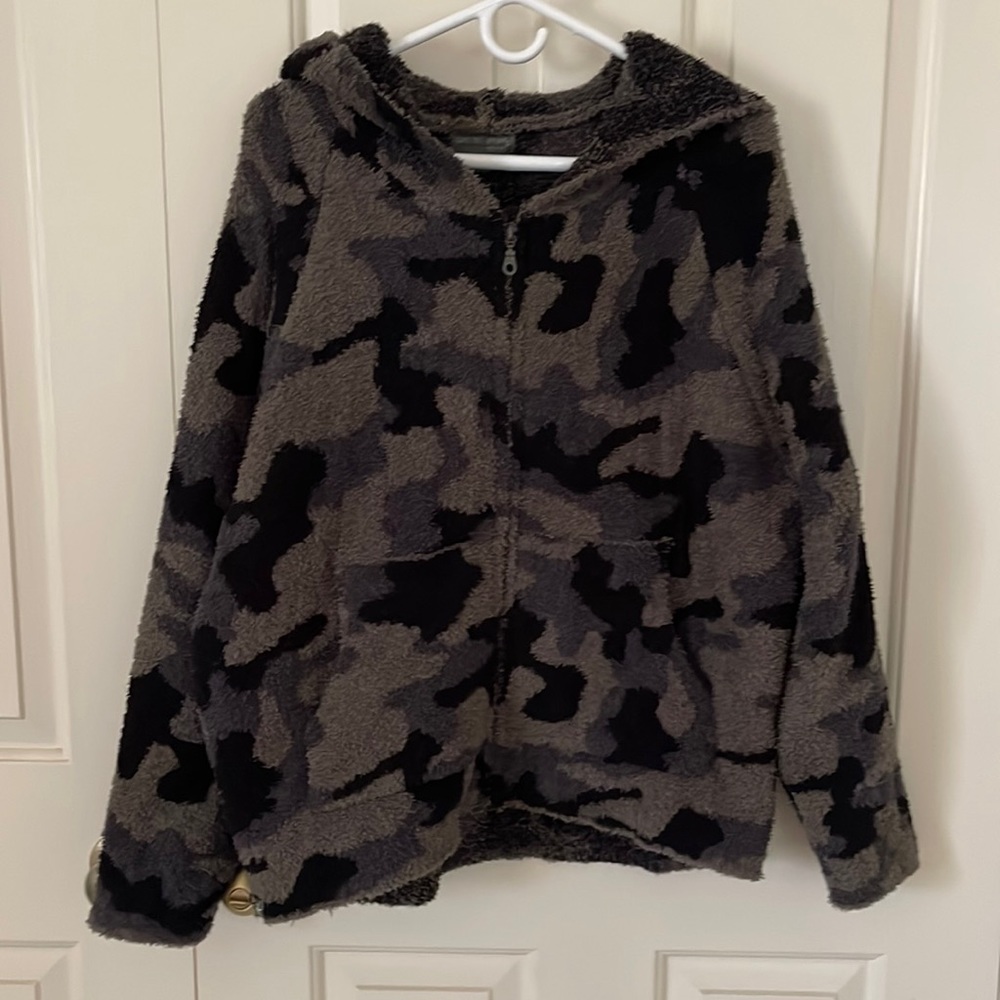 Barefoot Dreams zip up hoodie.